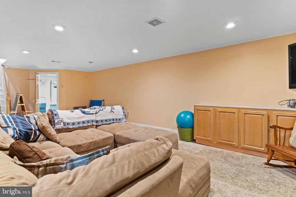 218 North 27TH Street, Camp Hill, PA 17011