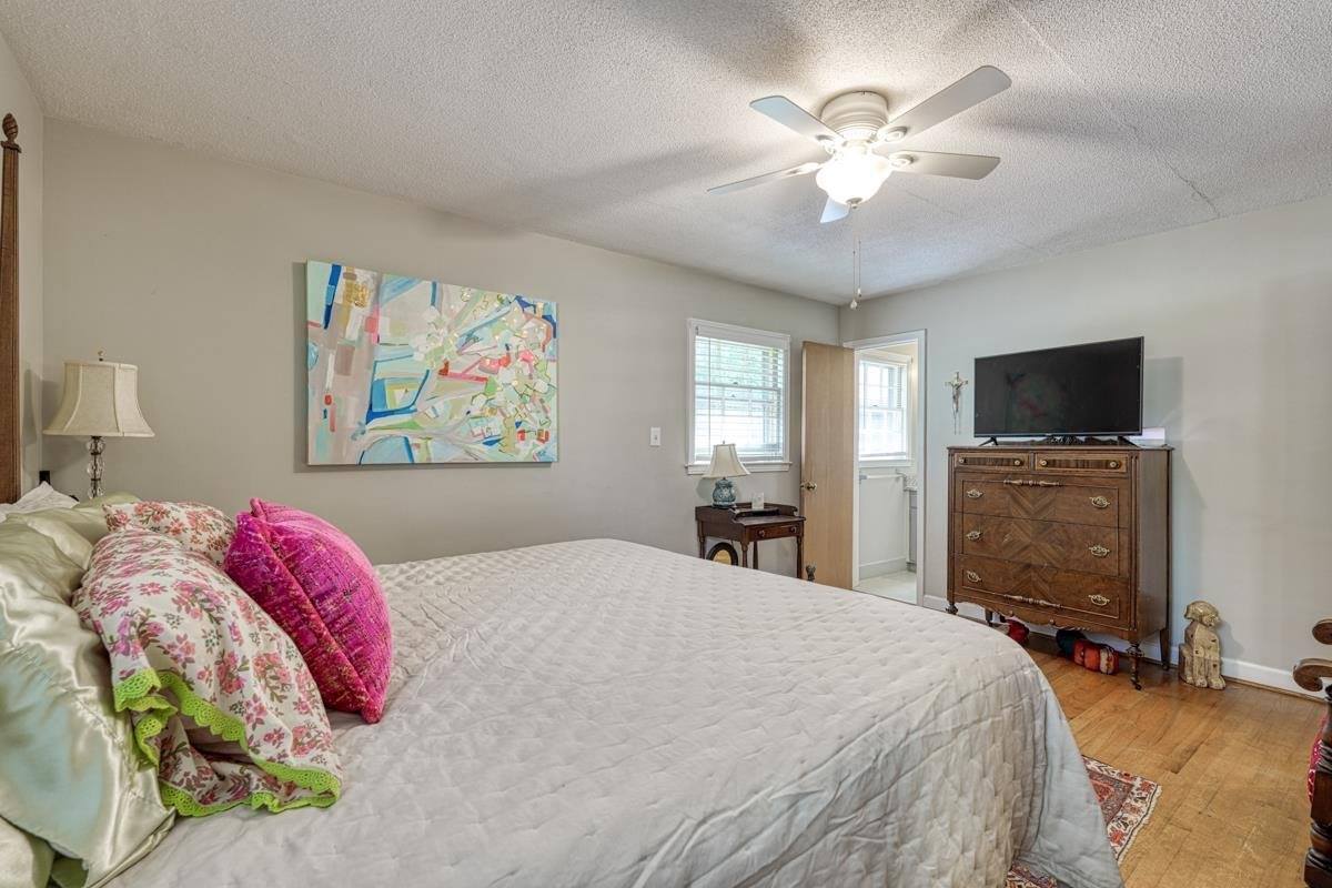 221 Lakewood, Spartanburg, SC 29302