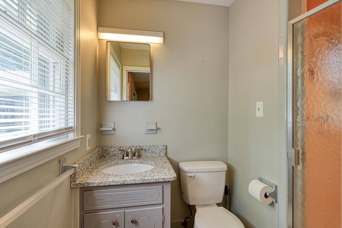 221 Lakewood, Spartanburg, SC 29302