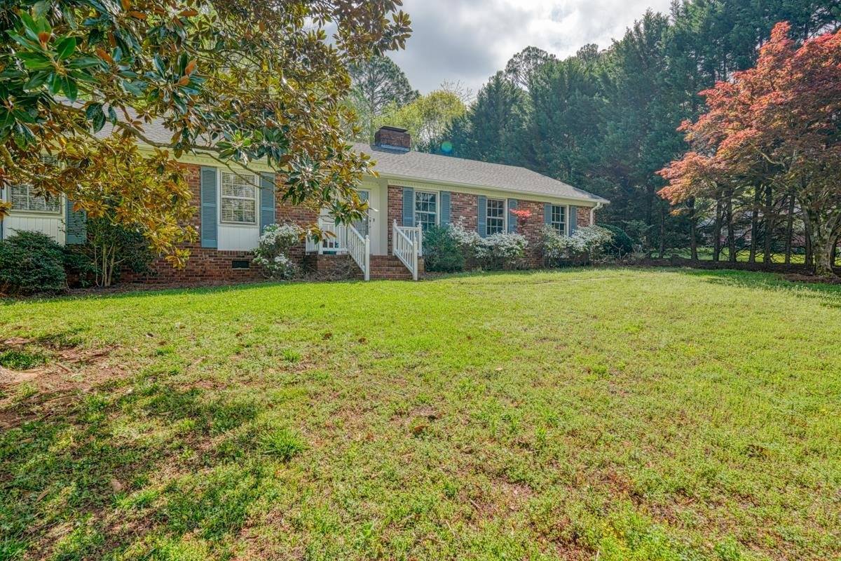 221 Lakewood, Spartanburg, SC 29302