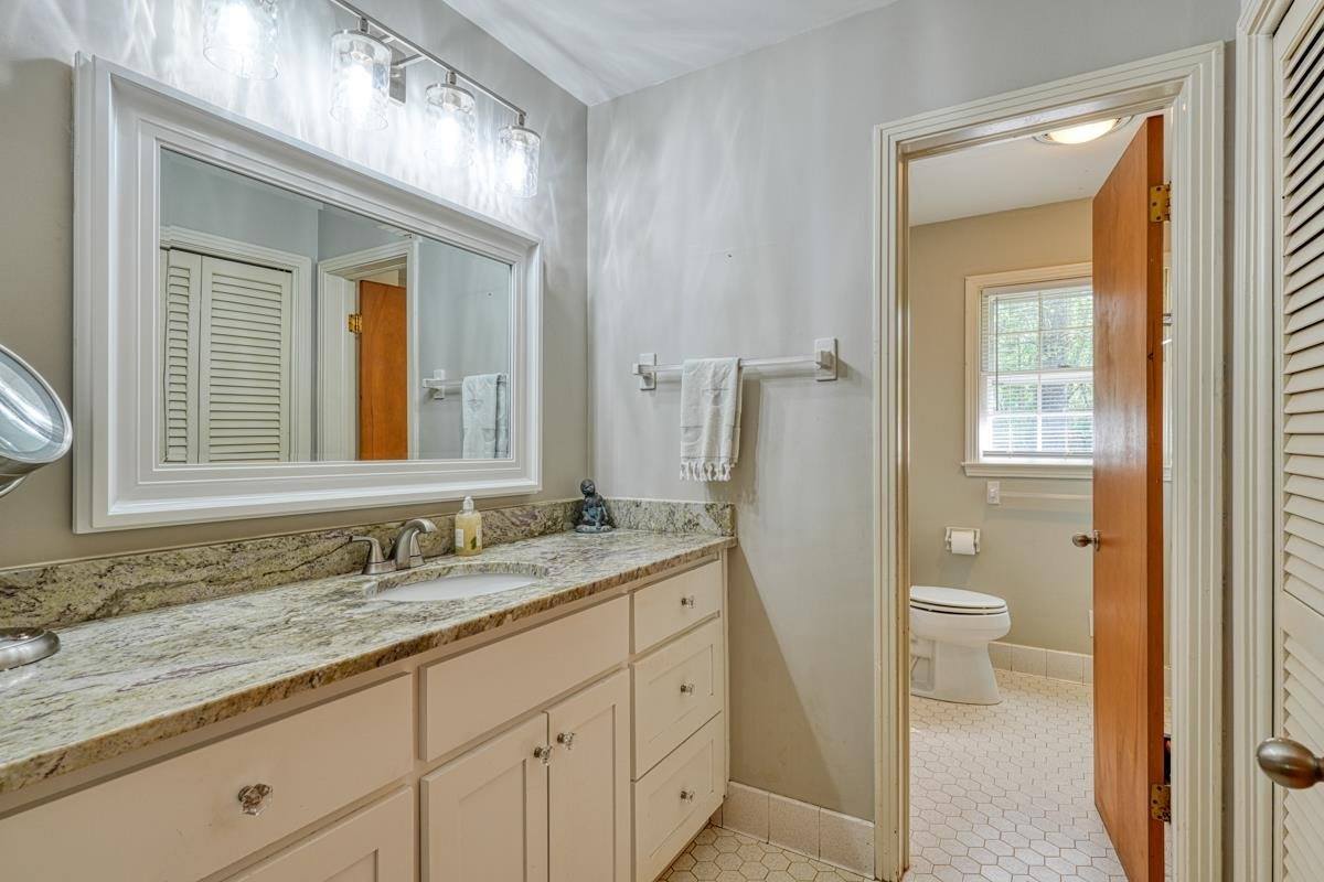 221 Lakewood, Spartanburg, SC 29302