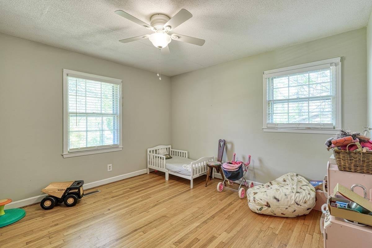 221 Lakewood, Spartanburg, SC 29302