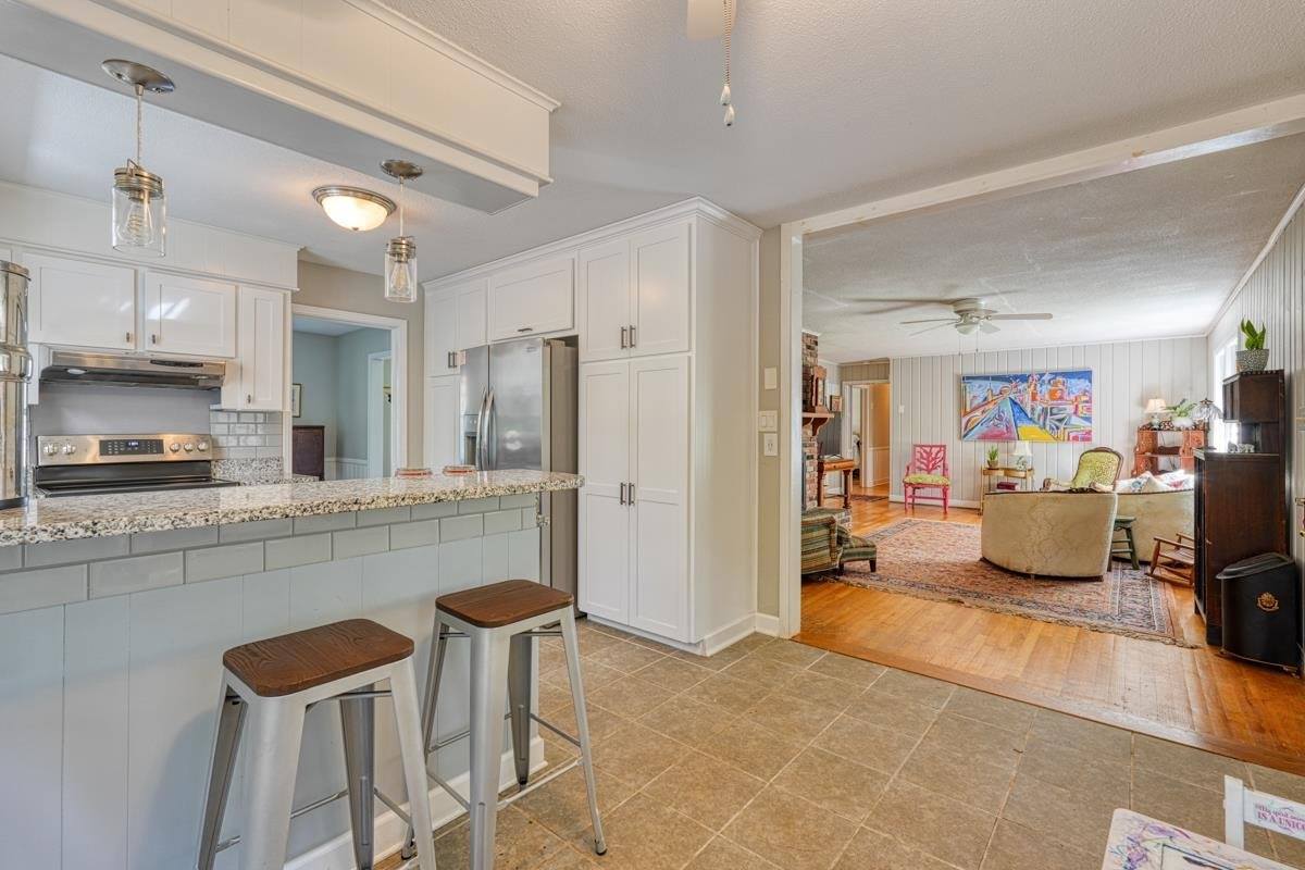 221 Lakewood, Spartanburg, SC 29302