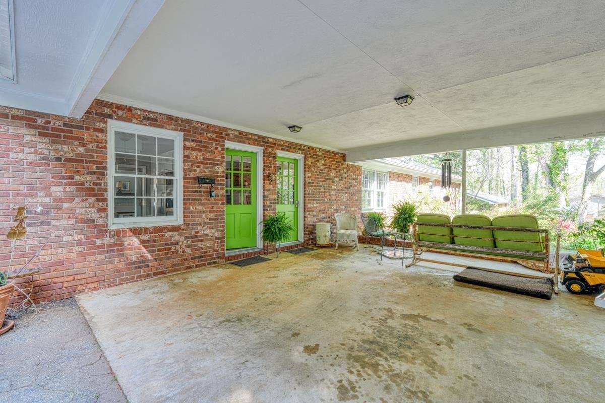 221 Lakewood, Spartanburg, SC 29302