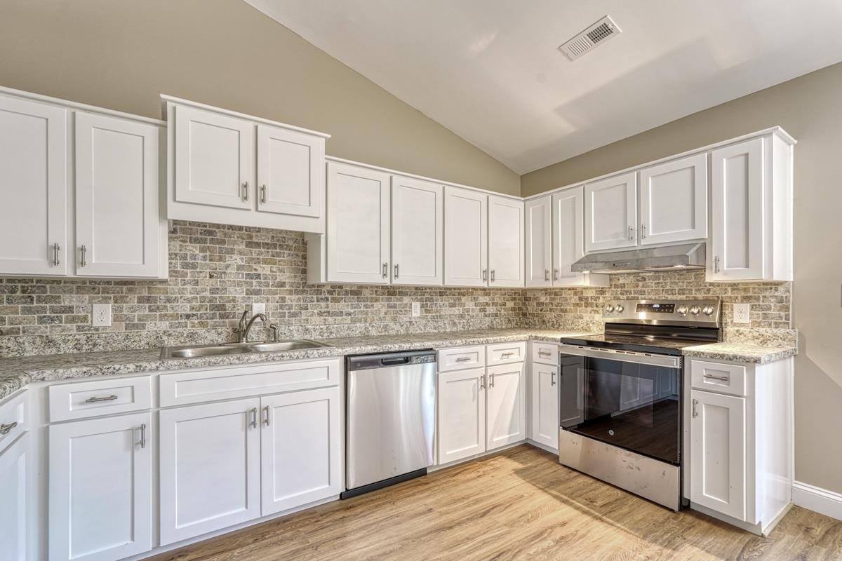 120 Kenilworth, Spartanburg, SC 29303