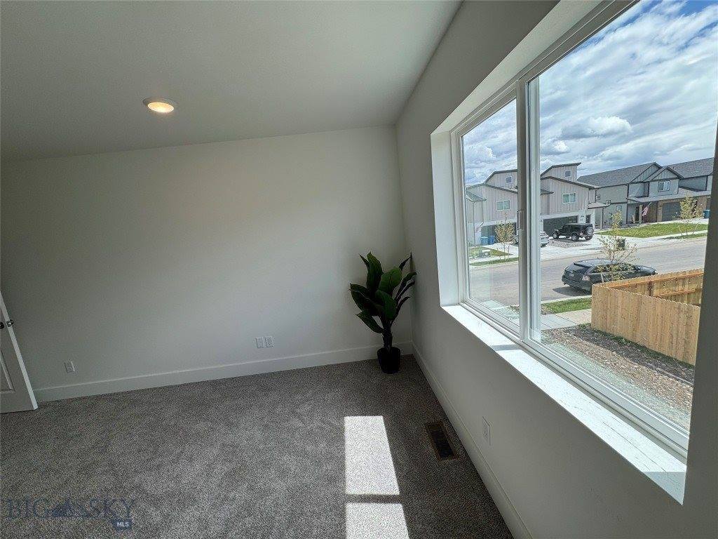 2000 Blackhawk Lane, Belgrade, MT 59714