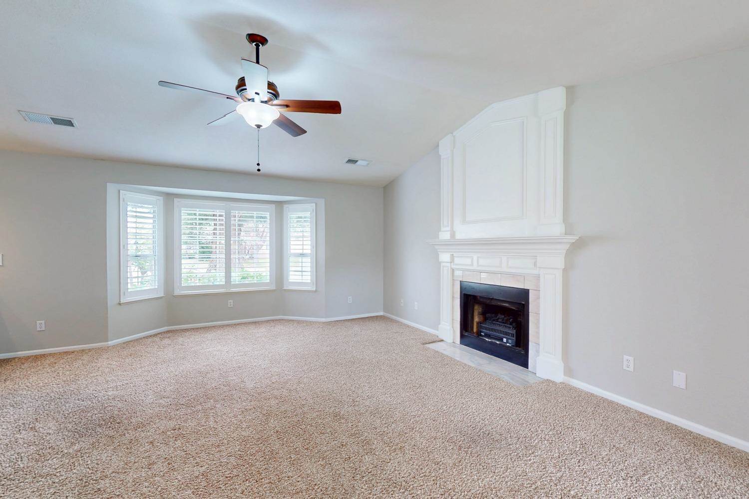 1748 Harbor Town Drive, Yuba City, CA 95993