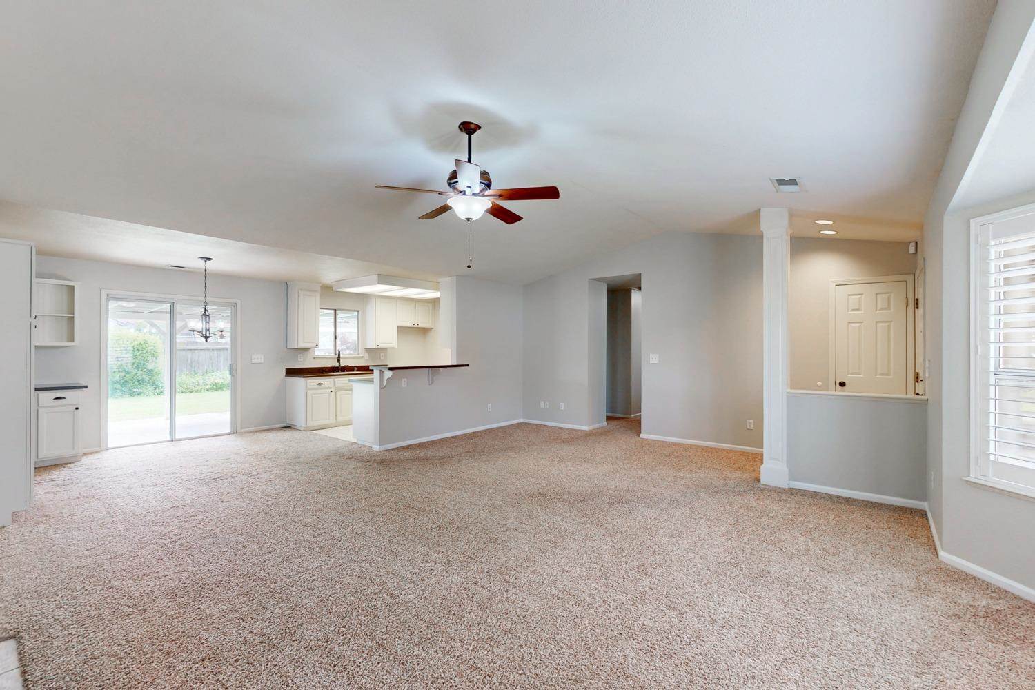 1748 Harbor Town Drive, Yuba City, CA 95993