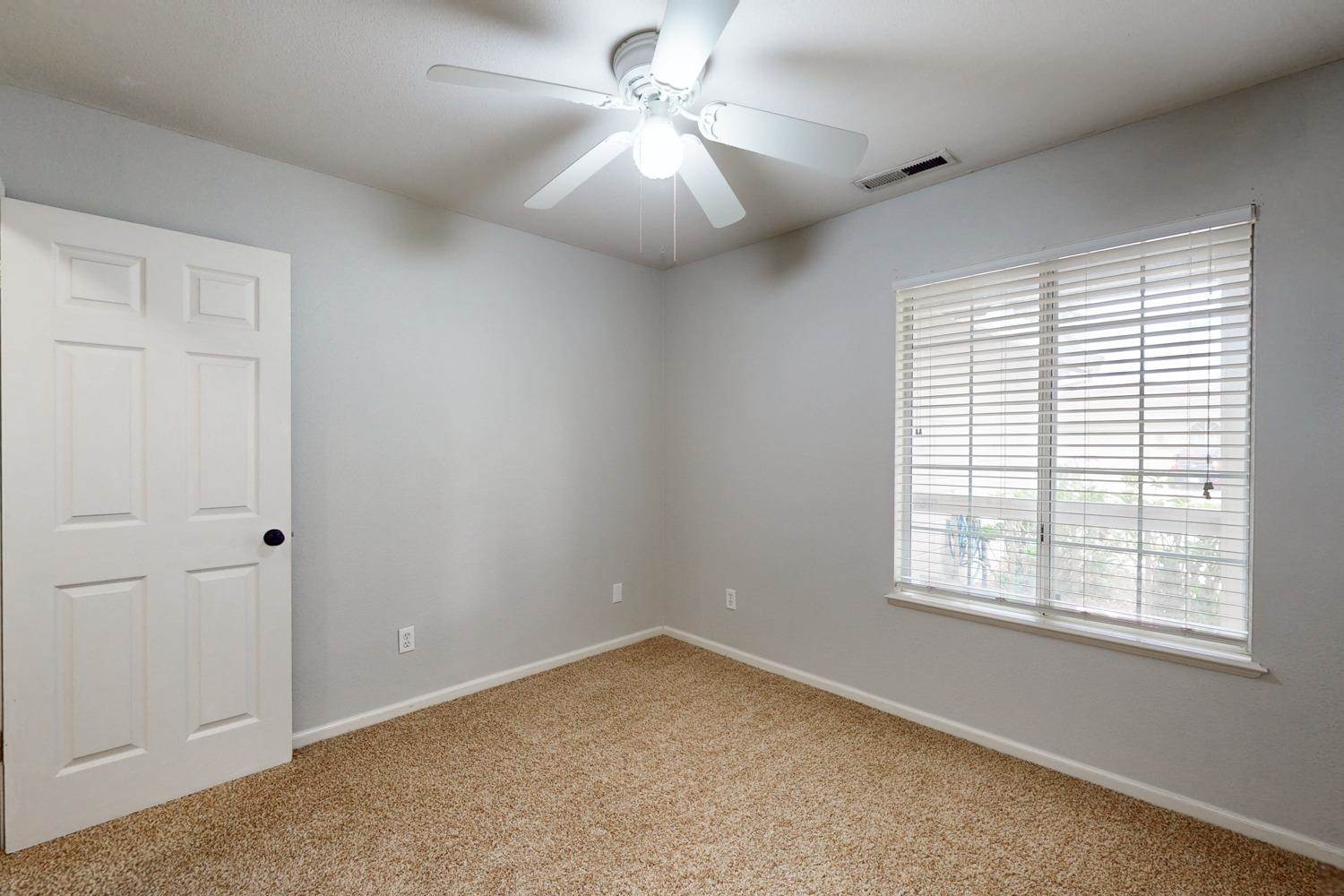 1748 Harbor Town Drive, Yuba City, CA 95993