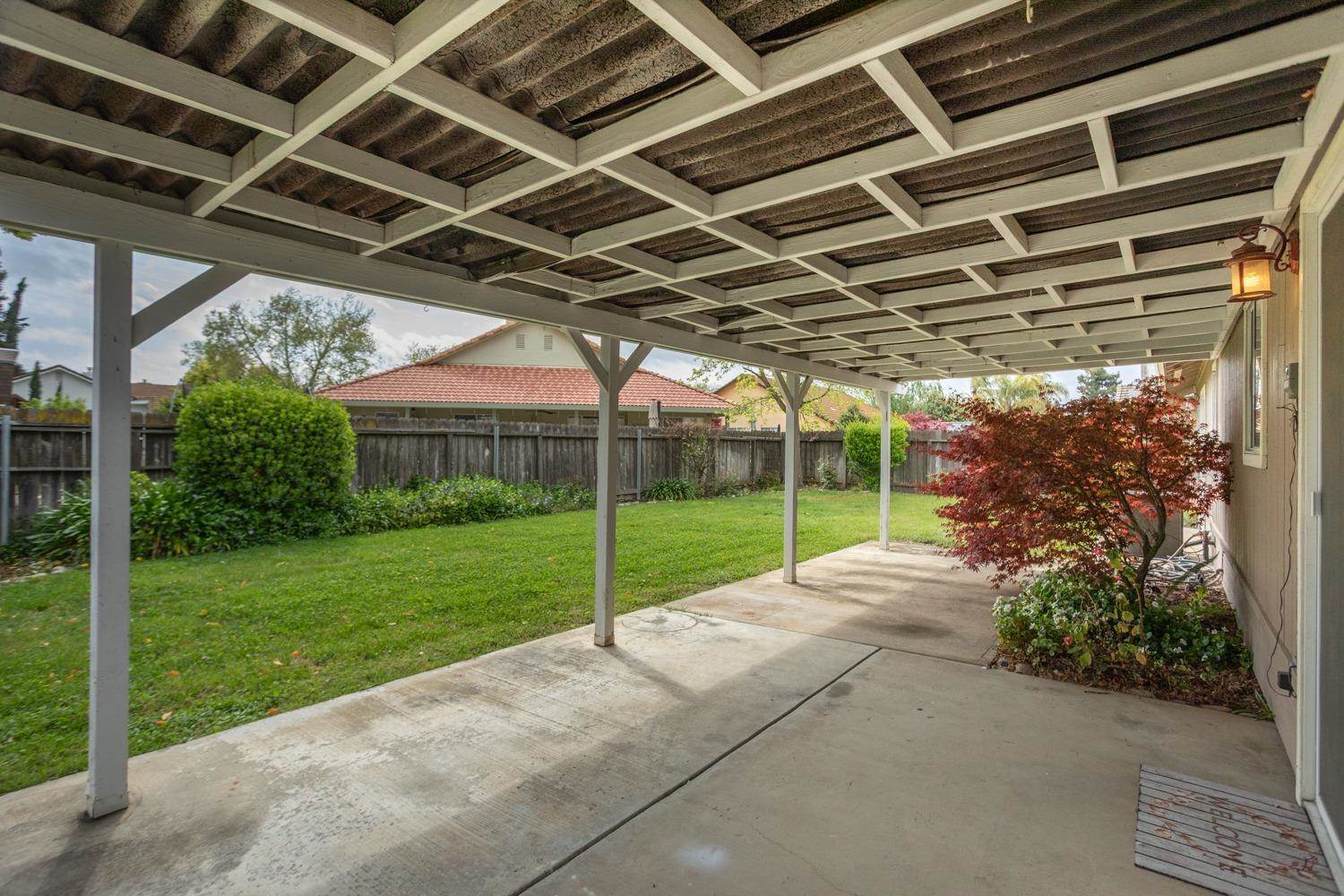 1748 Harbor Town Drive, Yuba City, CA 95993