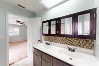 1748 Harbor Town Drive, Yuba City, CA 95993