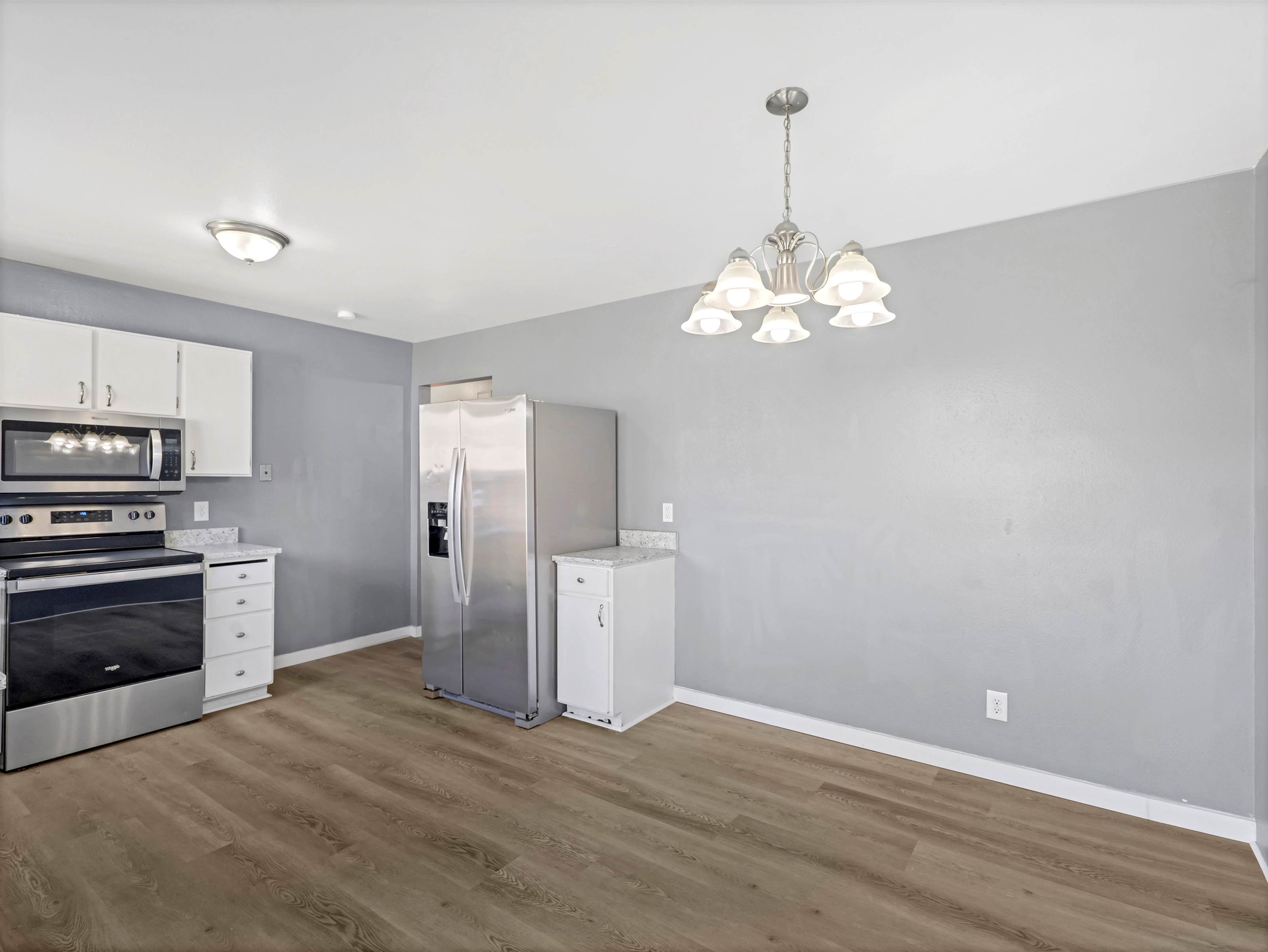 5096 South Jedediah Dr, Salt Lake City, UT 84118