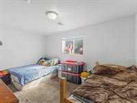 5096 South Jedediah Dr, Salt Lake City, UT 84118