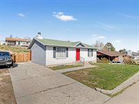 5096 South Jedediah Dr, Salt Lake City, UT 84118