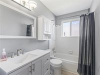 5096 South Jedediah Dr, Salt Lake City, UT 84118