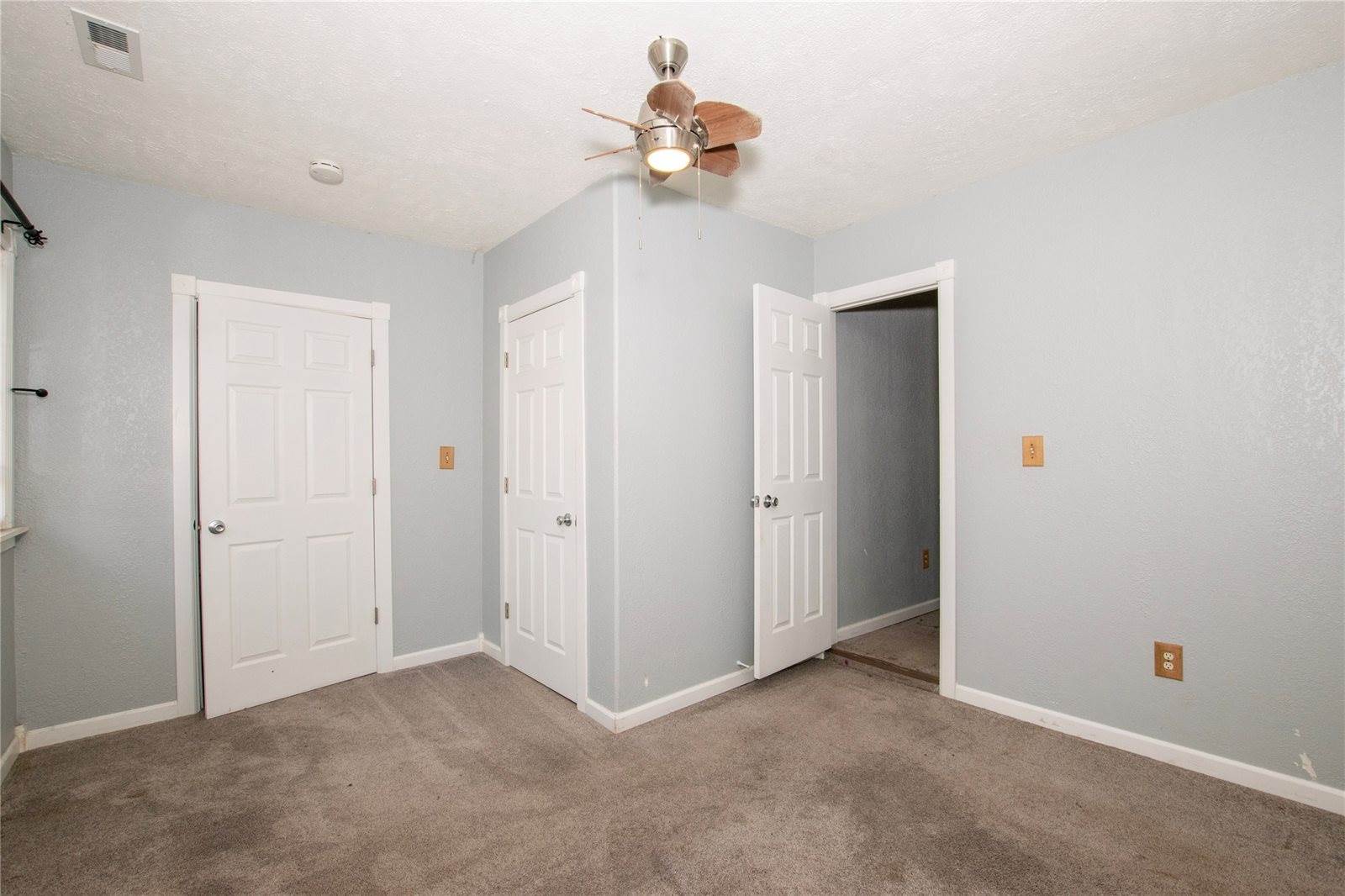 816 East 7th Street South, Newton, IA 50208