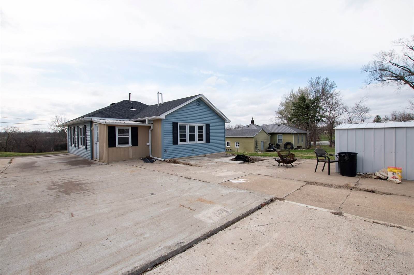 816 East 7th Street South, Newton, IA 50208