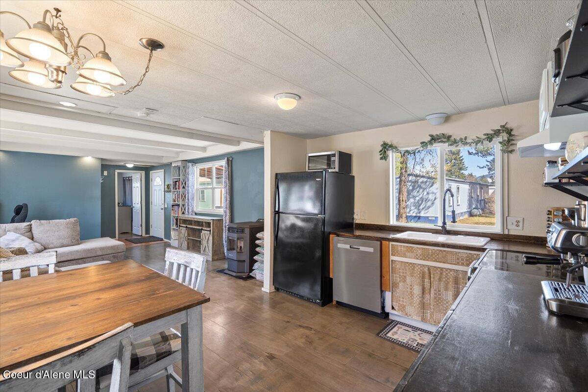 468800 Highway 95, #sp 24, Sagle, ID 83860