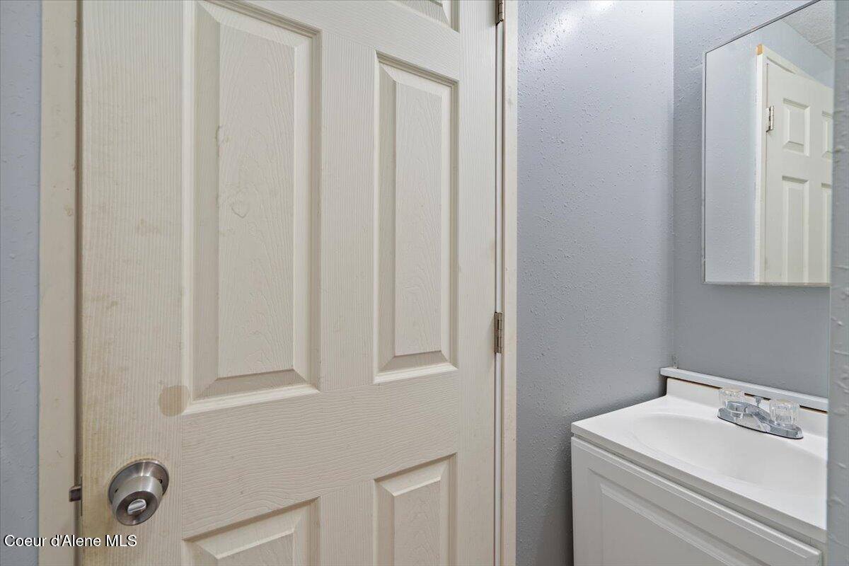 468800 Highway 95, #sp 24, Sagle, ID 83860
