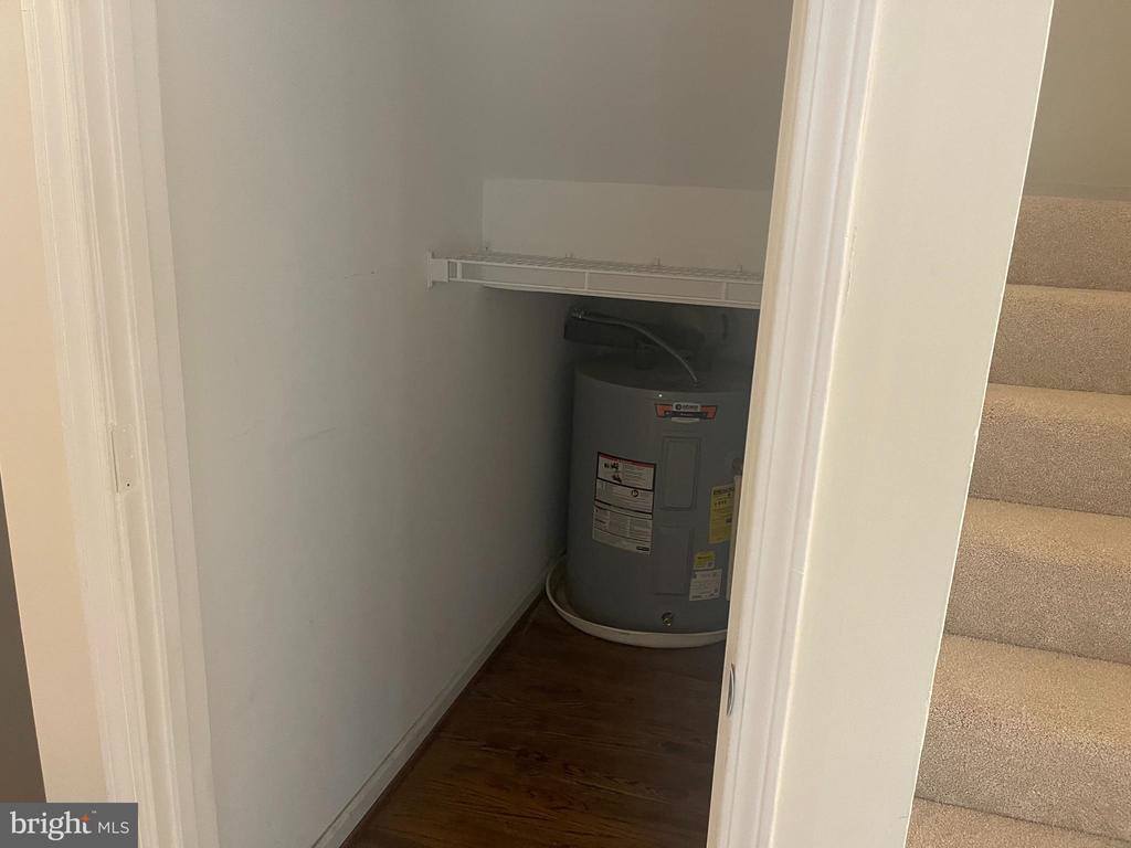 6178 5TH, King George, VA 22485