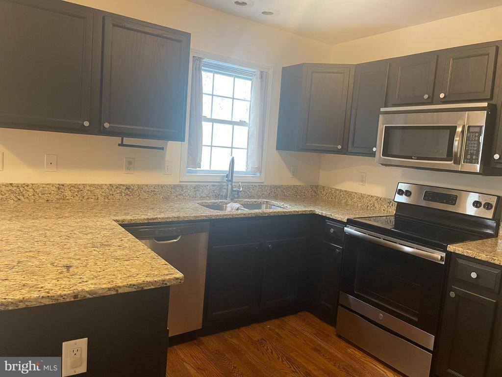 6178 5TH, King George, VA 22485