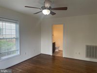 6178 5TH, King George, VA 22485