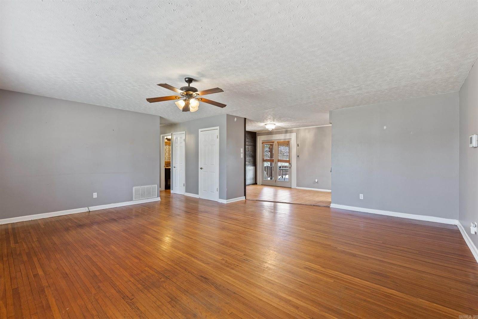 1001 Loop Road, Sherwood, AR 72120