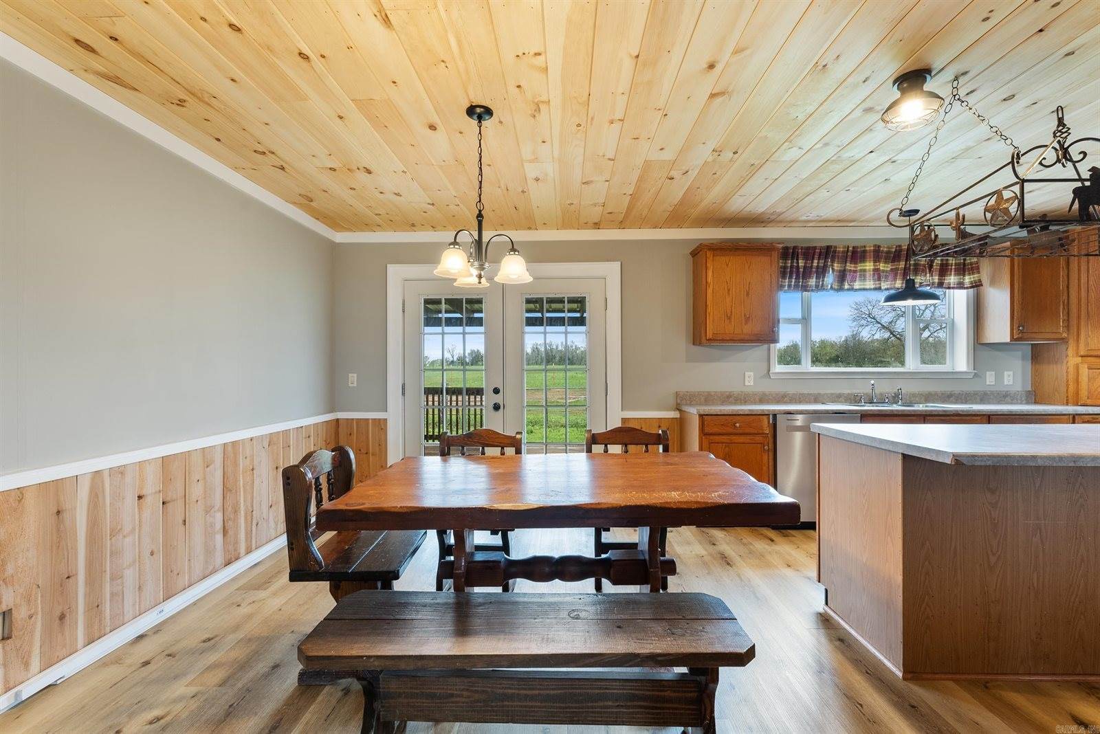 420 Mt Nebo Road, Mount Vernon, AR 72111