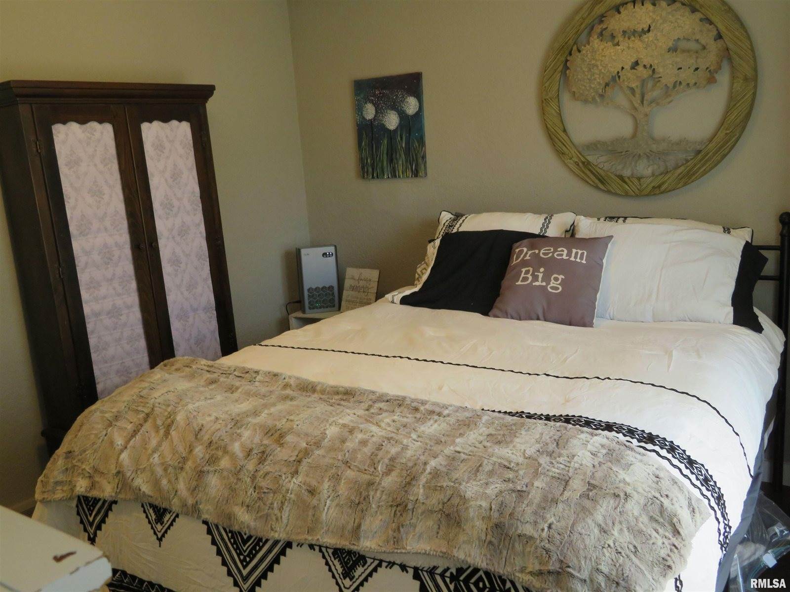 503 North Prospect Street, Cambridge, IL 61238