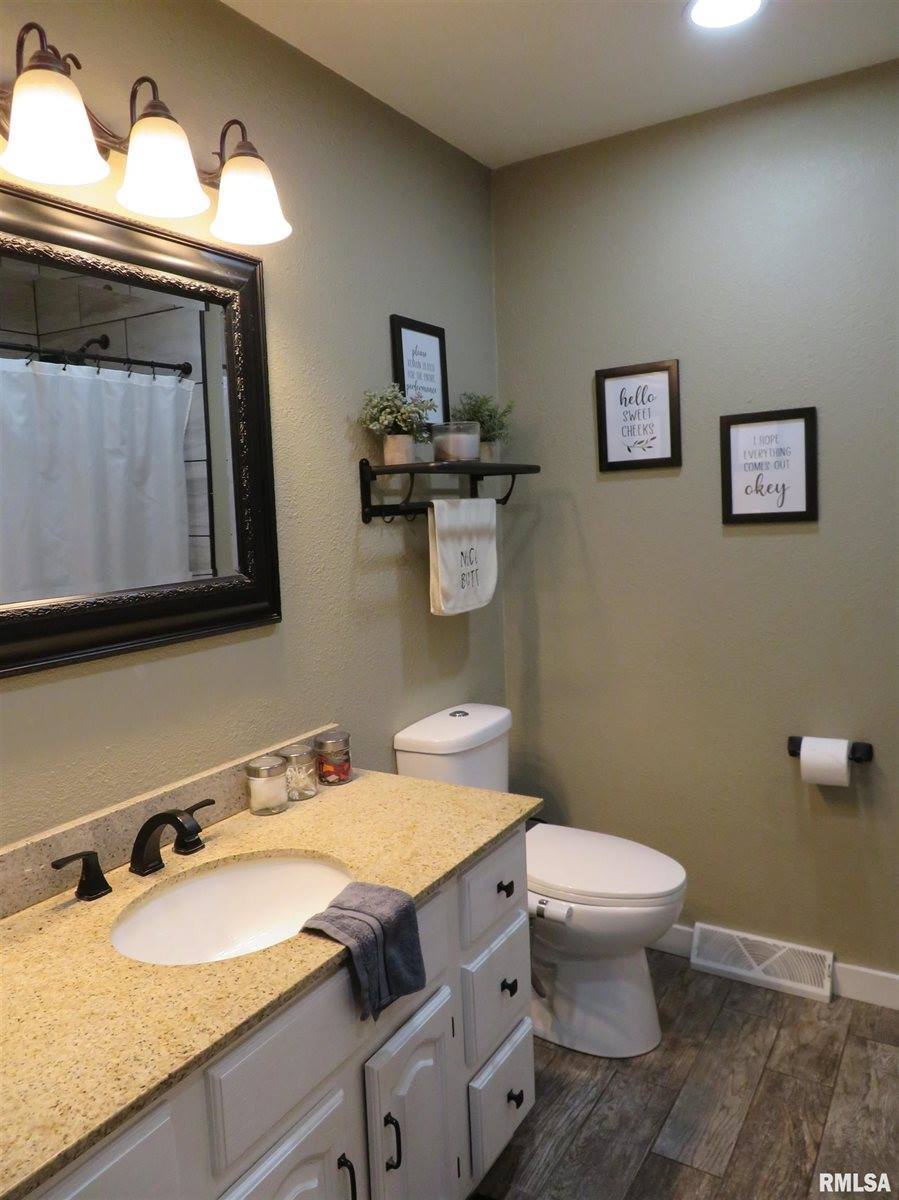 503 North Prospect Street, Cambridge, IL 61238