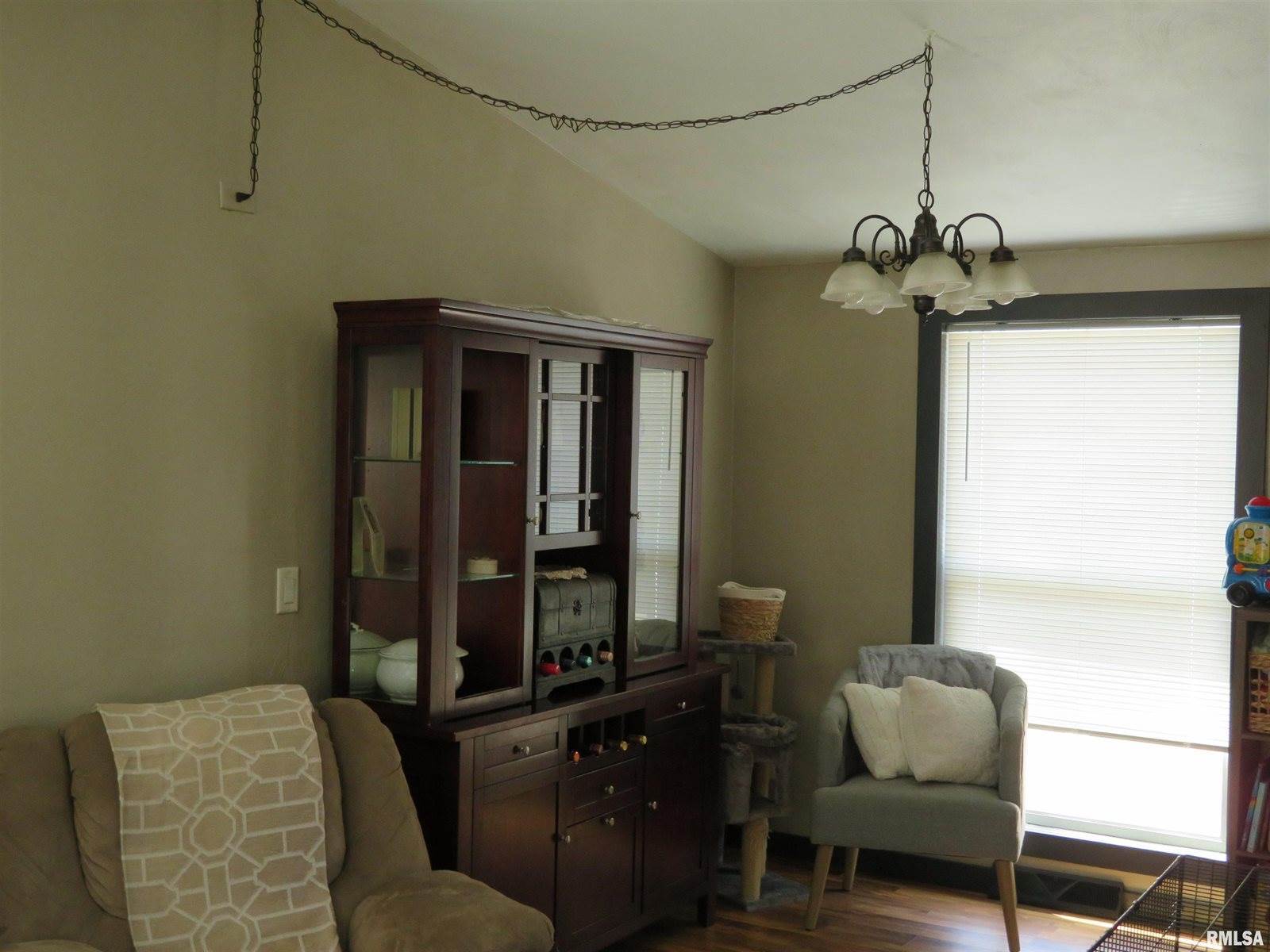 503 North Prospect Street, Cambridge, IL 61238