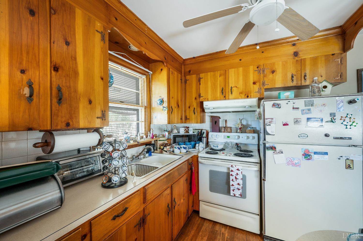 5906 Edgewood Drive, Lynchburg, VA 24502