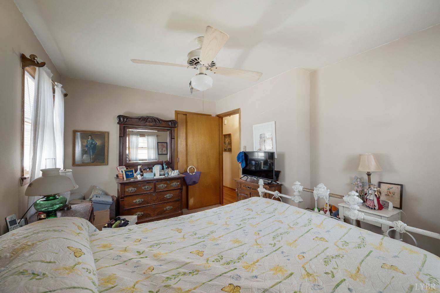 5906 Edgewood Drive, Lynchburg, VA 24502