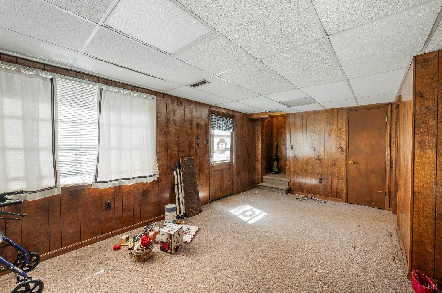 5906 Edgewood Drive, Lynchburg, VA 24502