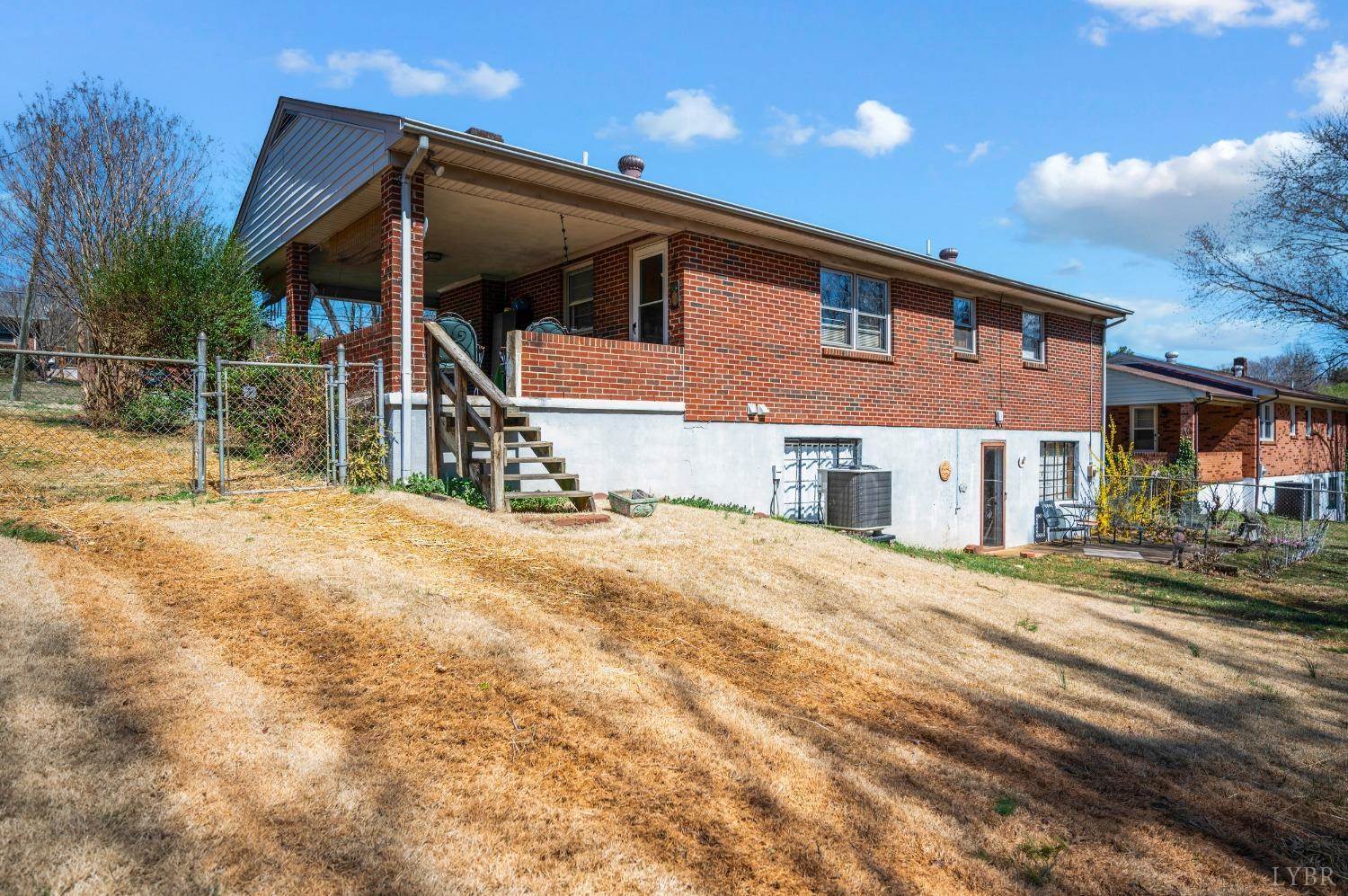 5906 Edgewood Drive, Lynchburg, VA 24502