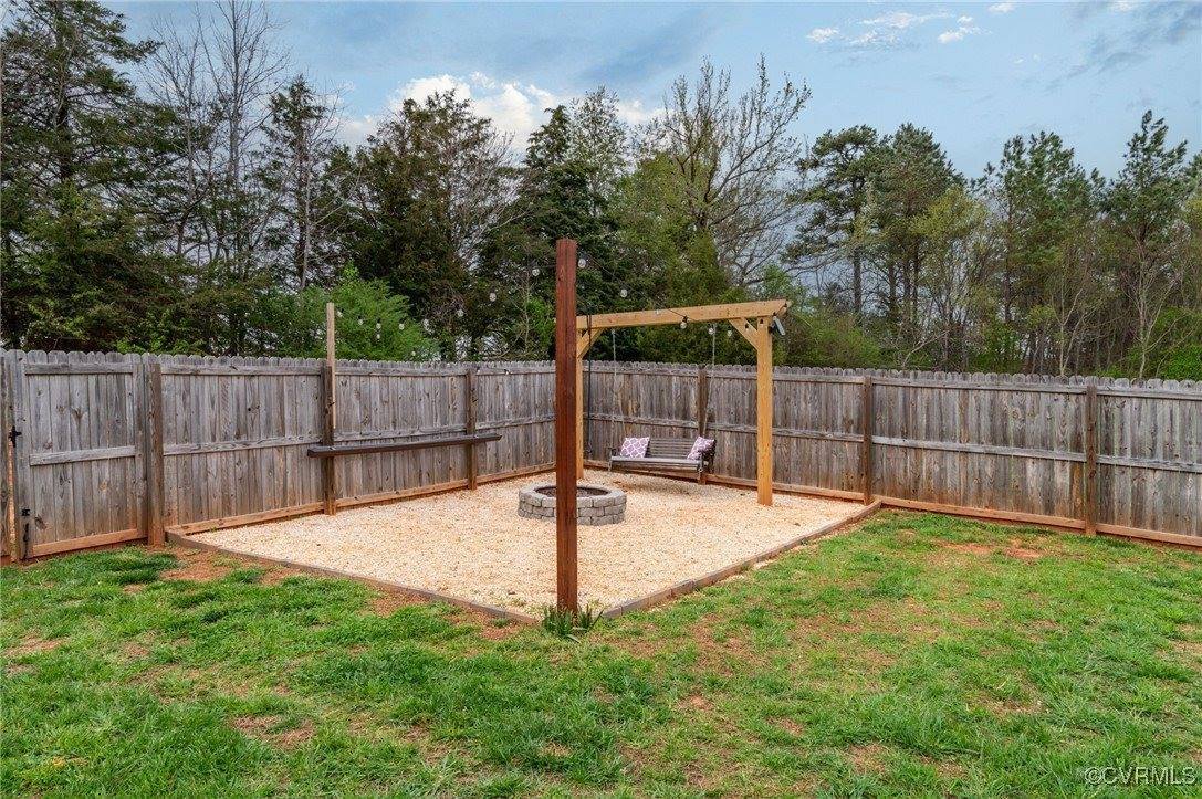1517 Walnut Hill Road, Nottoway County, VA 23824