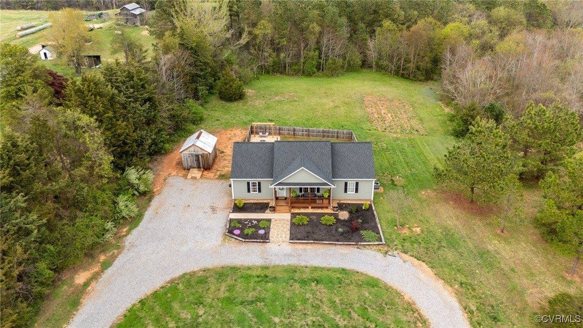 1517 Walnut Hill Road, Nottoway County, VA 23824