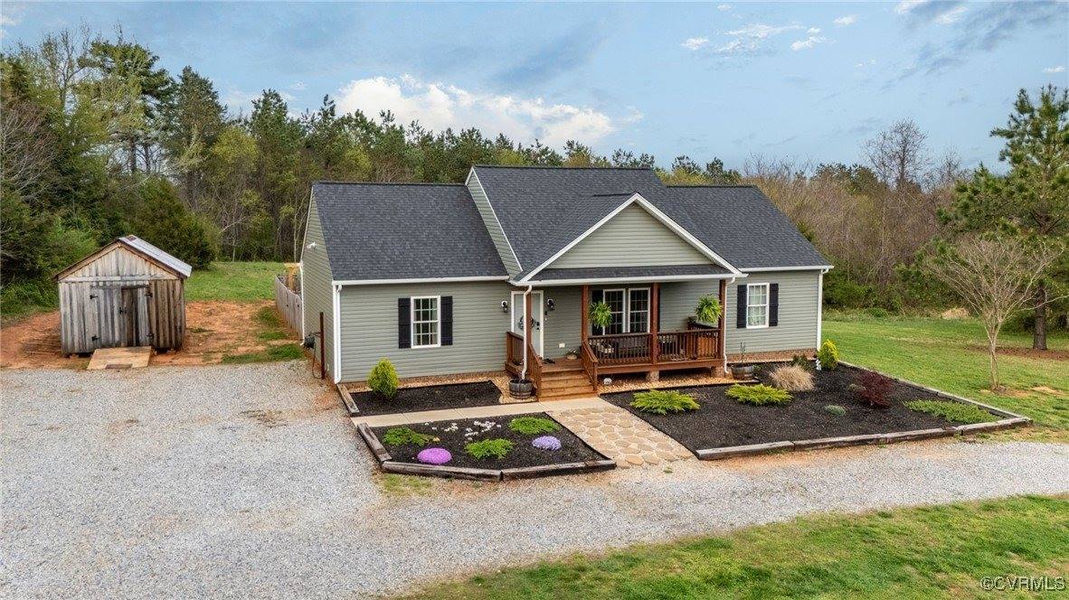 1517 Walnut Hill Road, Nottoway County, VA 23824