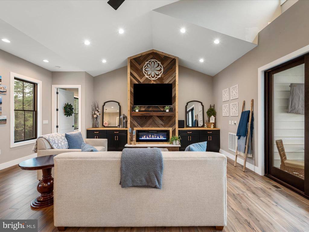 588 Savannah Drive, Strasburg, VA 22657