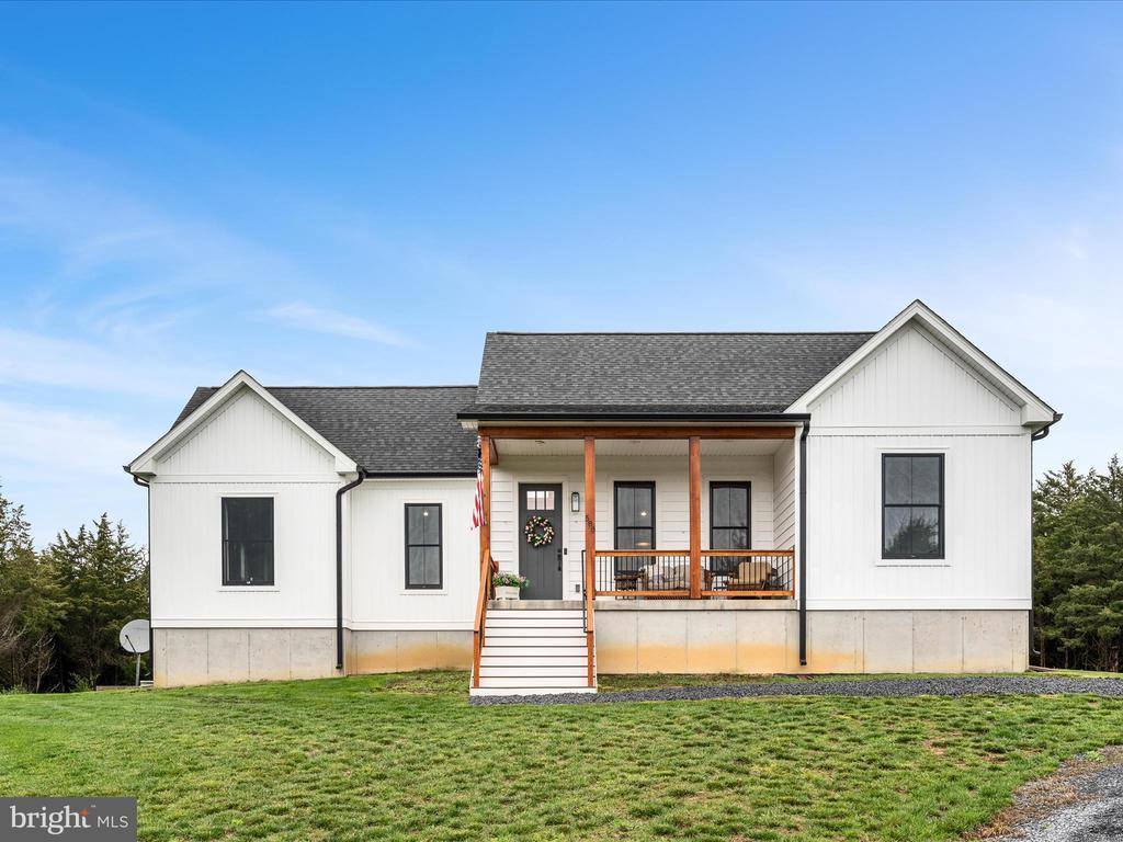 588 Savannah Drive, Strasburg, VA 22657