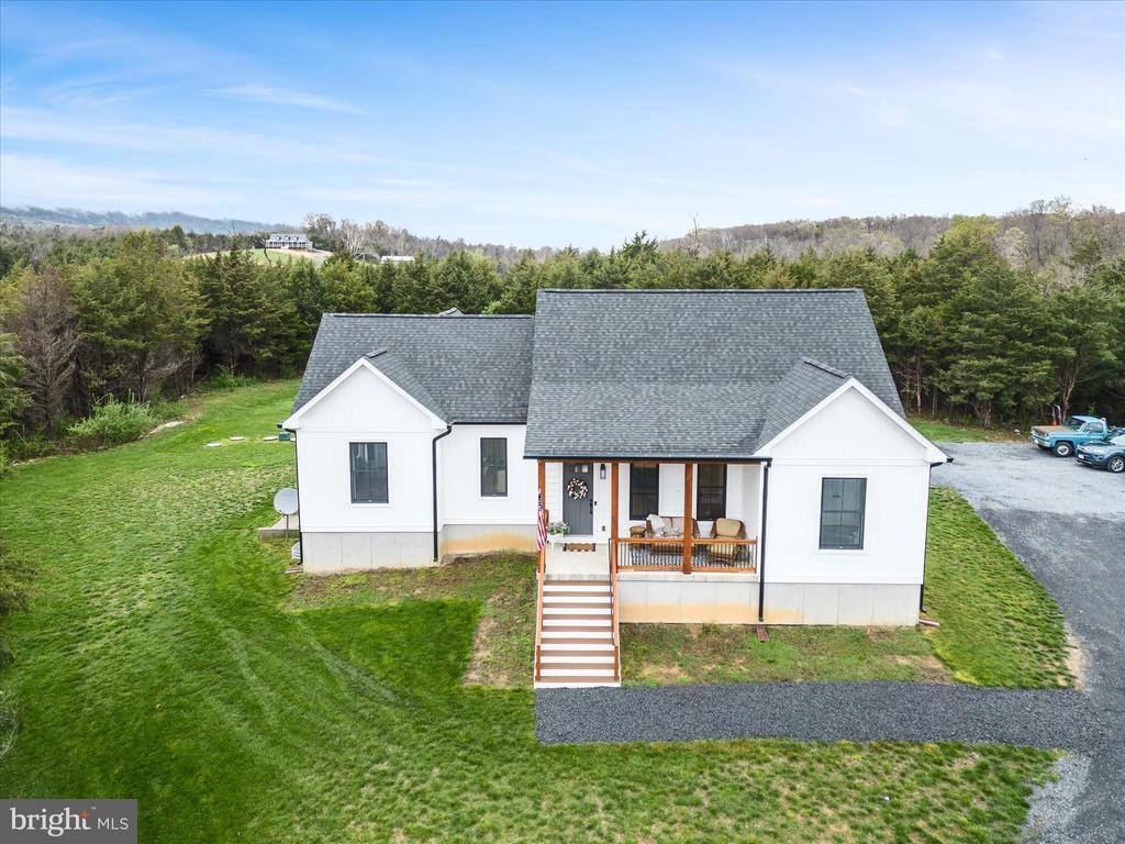 588 Savannah Drive, Strasburg, VA 22657