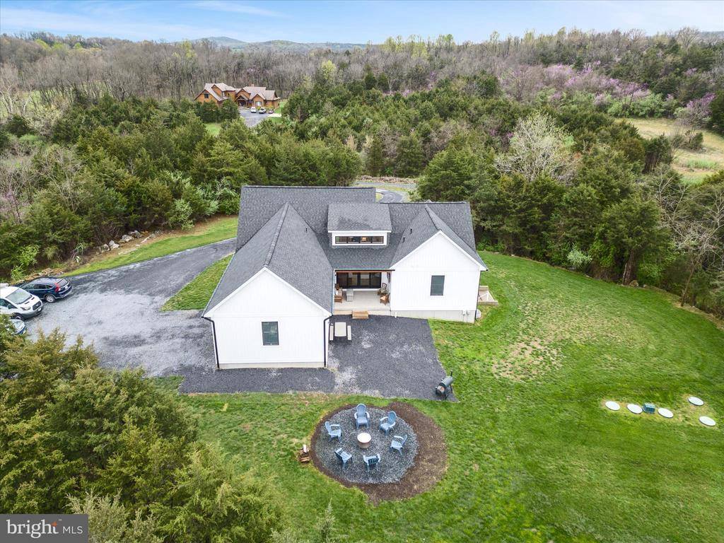 588 Savannah Drive, Strasburg, VA 22657