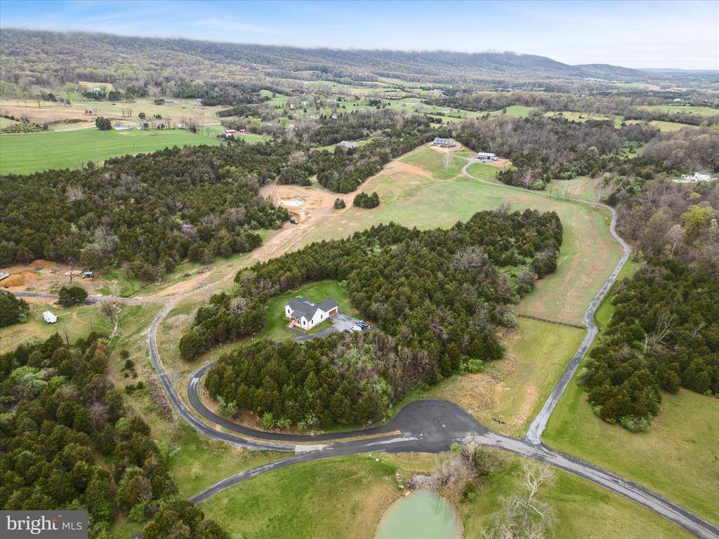 588 Savannah Drive, Strasburg, VA 22657