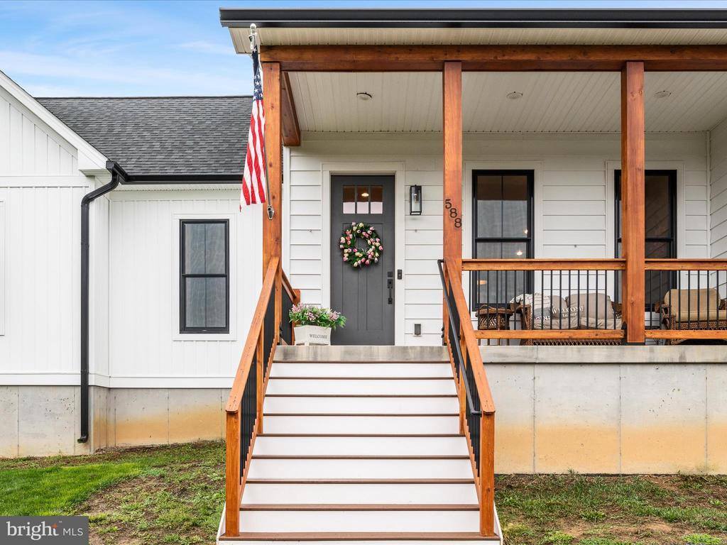 588 Savannah Drive, Strasburg, VA 22657