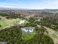 588 Savannah Drive, Strasburg, VA 22657