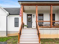 588 Savannah Drive, Strasburg, VA 22657