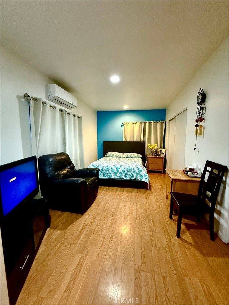 6703 Cedros Avenue, Van Nuys, CA 91405