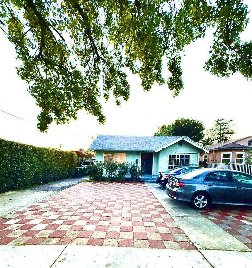 6703 Cedros Avenue, Van Nuys, CA 91405