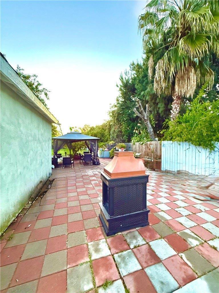 6703 Cedros Avenue, Van Nuys, CA 91405