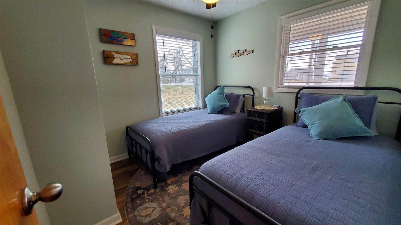 9440 East Houghton Lake Drive, Houghton Lake, MI 48629